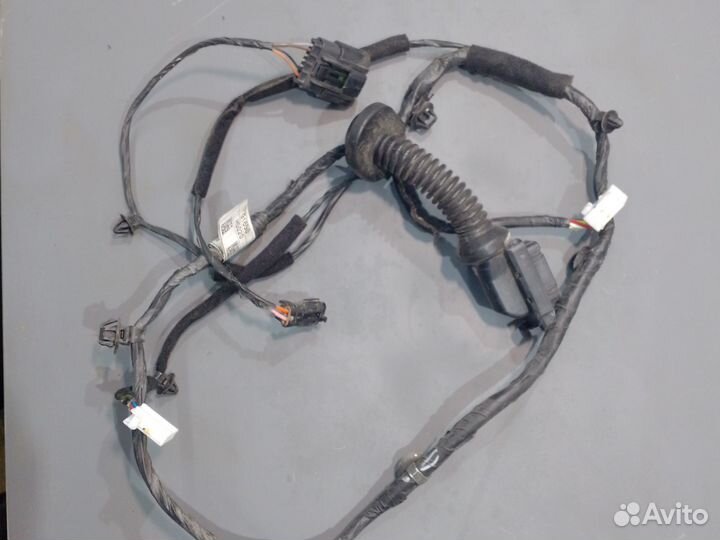 Проводка двери задней левой Hyundai Solaris 2