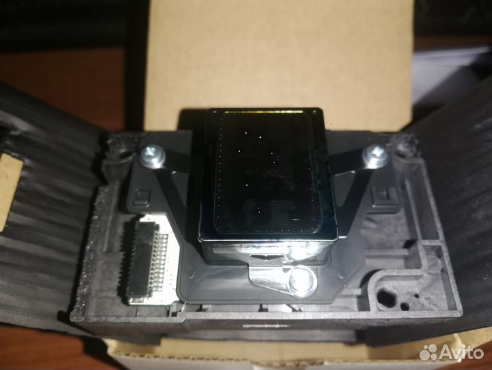 Epson F180040 c дефектом