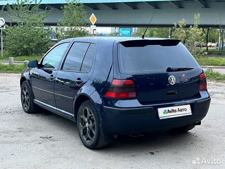 Volkswagen Golf 1.4 МТ, 2001, 236 000 км