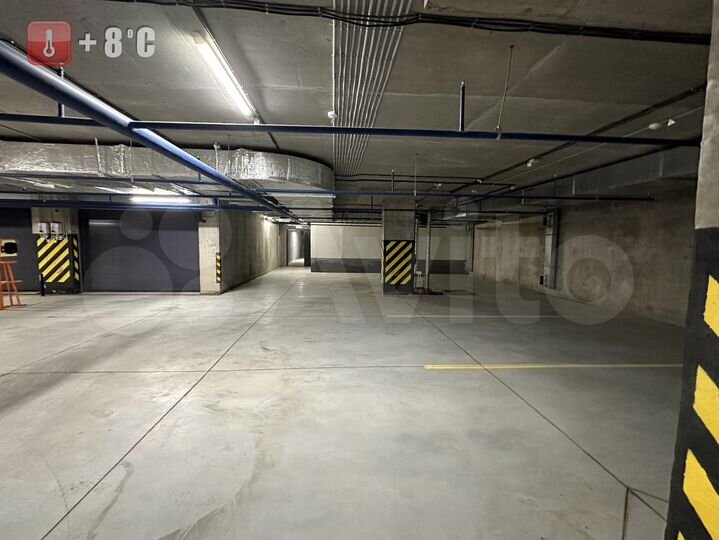 Машиноместо, 14 м²