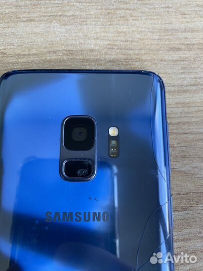 Samsung Galaxy S9, 4/128 ГБ