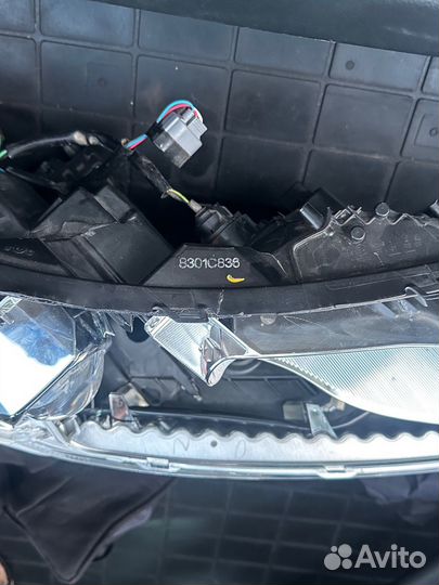 Фара правая mitsubishi pajero sport 3