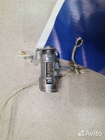 Личинка замка двери Kia Rio 2011-2016