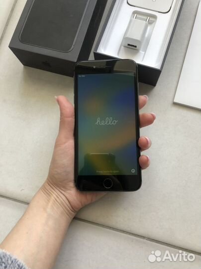 iPhone 8 Plus, 64 ГБ