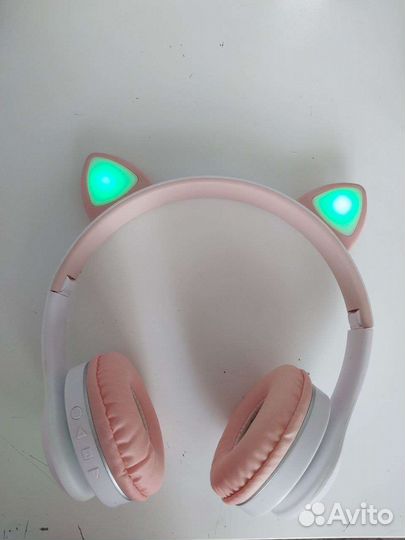 Светящиеся беспроводные наушники с ушками