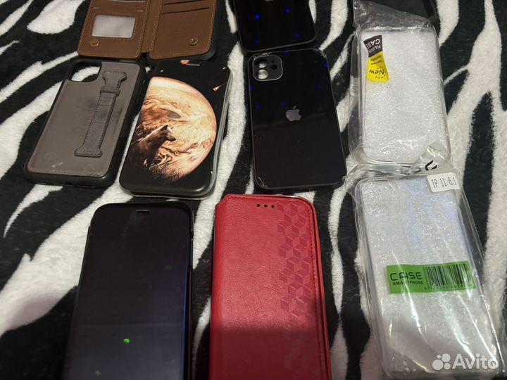 Чехлы для iPhone 11