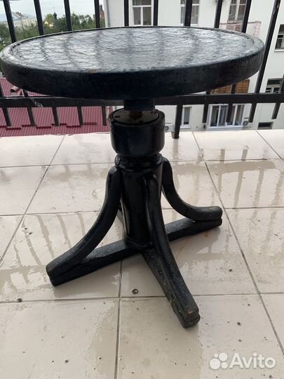 Стул винтовой для пианино. Винтажный