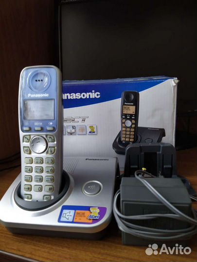 Цифровой беспроводной телефон Panasonic