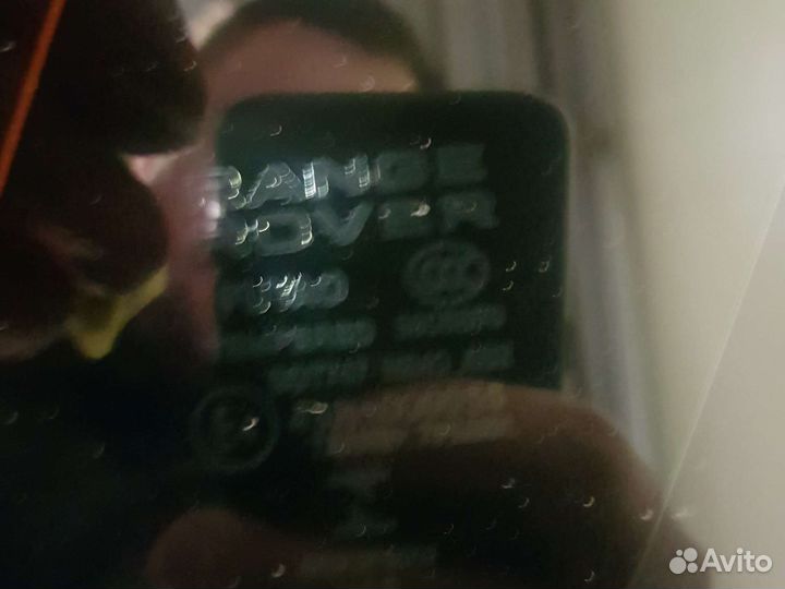 Стекло задней форточки правое Range Rover Sport 2