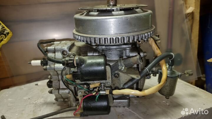 Лодочный мотор Ветерок 8м и запчасти к нему