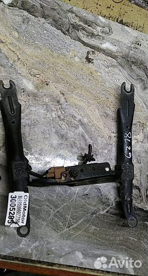 Кронштейн датчика удара Ford Mondeo III (2000-200