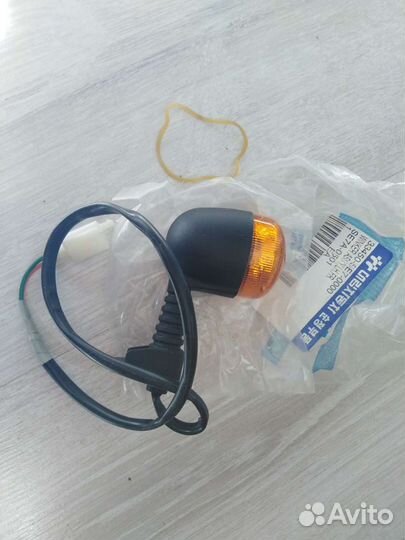 Новый оригинальный поворотник Yamaha Daelim