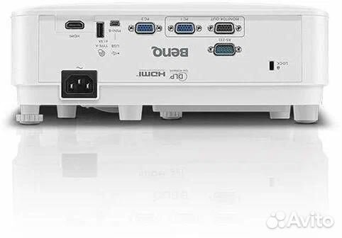 Новый проектор BenQ MX808STH RU