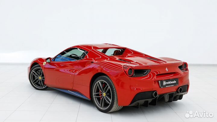 Аренда Ferrari 488 Spider