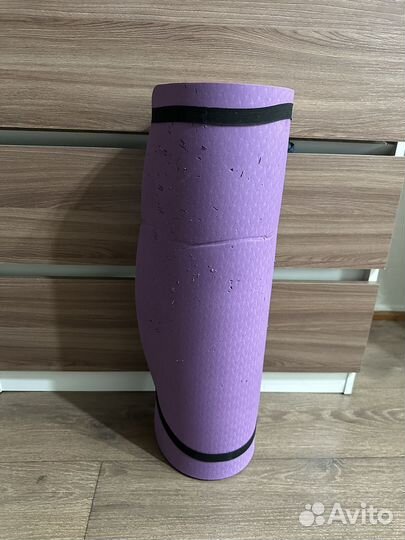 Коврик для йоги и фитнеса