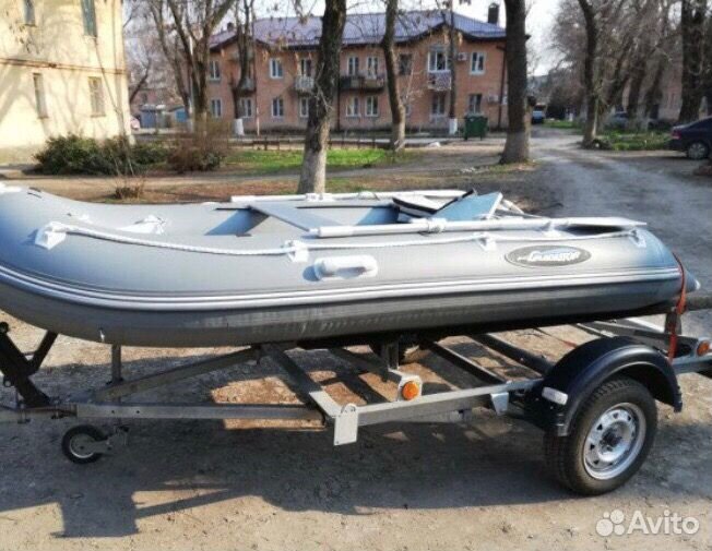 Лодка Gladiator 330 AL