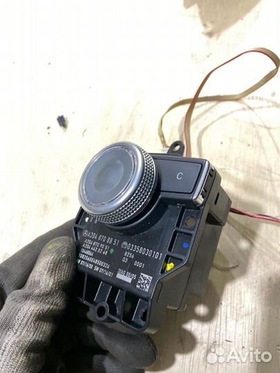 Пульт управления мультимедиа Mercedes-Benz C-Class