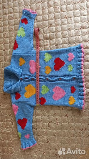 Кофта для девочки вязаная ручной работы