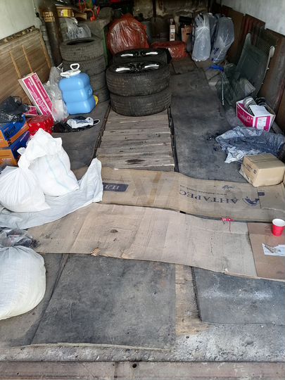 Гараж, > 30 м²