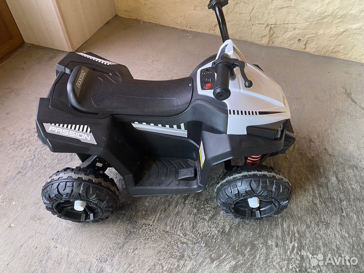 Электромобиль