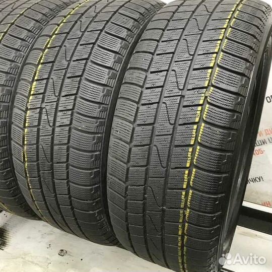 Hankook Winter I'Cept IZ W606 235/55 R17