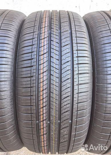 Nexen N'Priz 4S 215/55 R17 94V