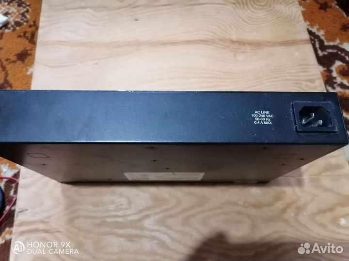 Коммутатор D-Link. Модель DGS-1016D