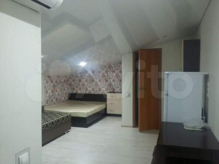 Комната 40 м² в 1-к., 1/2 эт.