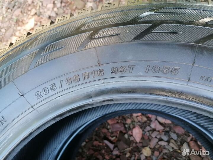 Yokohama Ice Guard Stud IG55 205/65 R16