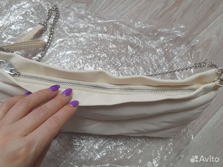 Сумочка Stradivarius