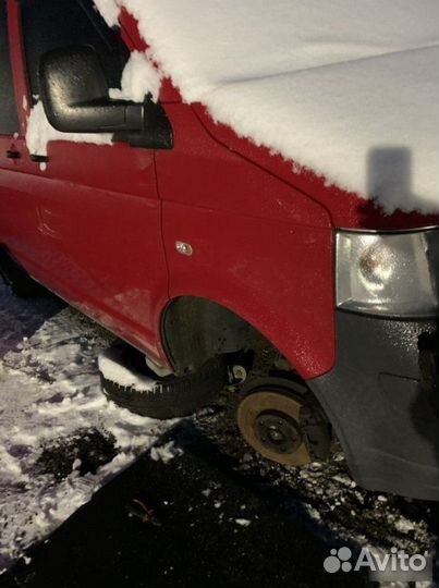 Крыло переднее правое Volkswagen Transporter T5