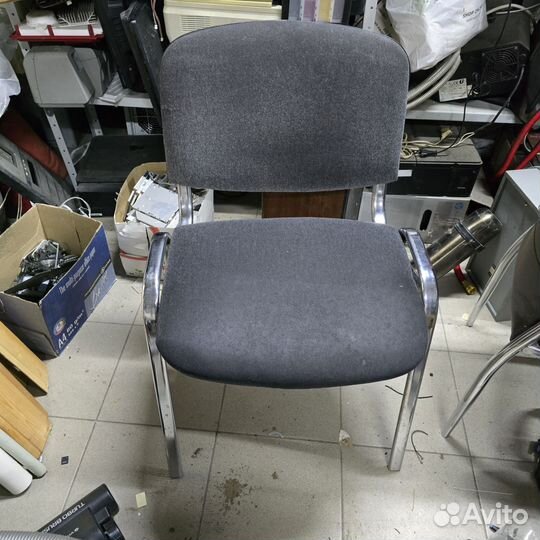 Стул офисный