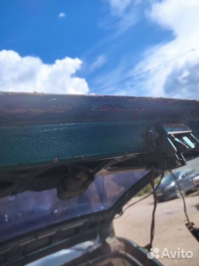 Хлопушка дверь багажника 2111