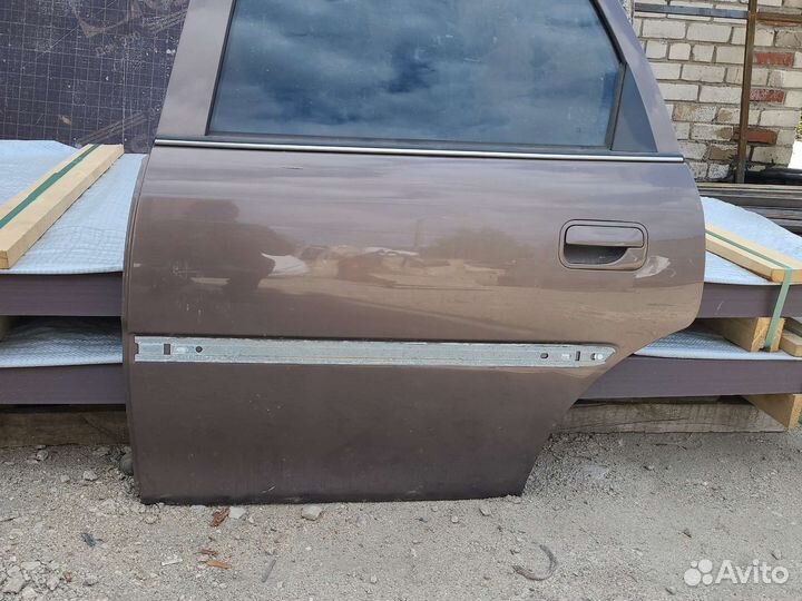 Дверь задняя левая Opel Vectra B 1995-2001 г