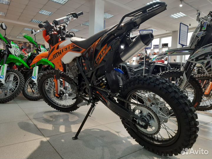 Мотоцикл Regulmoto Athlete 250