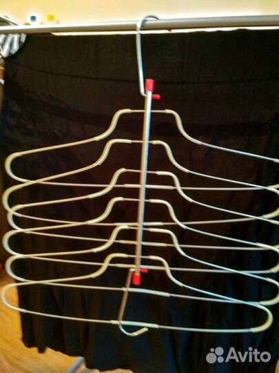 Вешалки разные