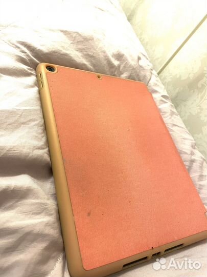 Чехол на iPad 10.2
