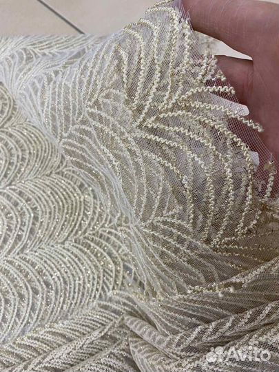 Отрезы тюлевой ткани