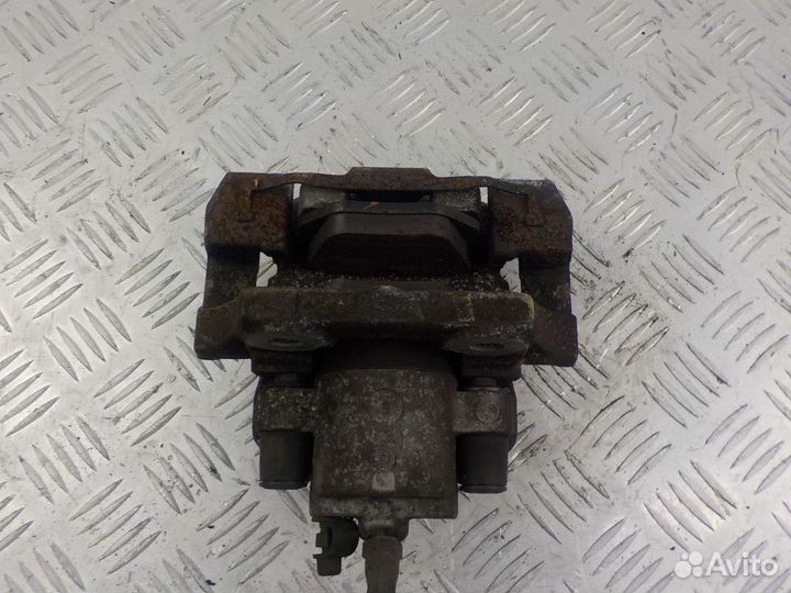 Суппорт задний левый BMW X5 E70