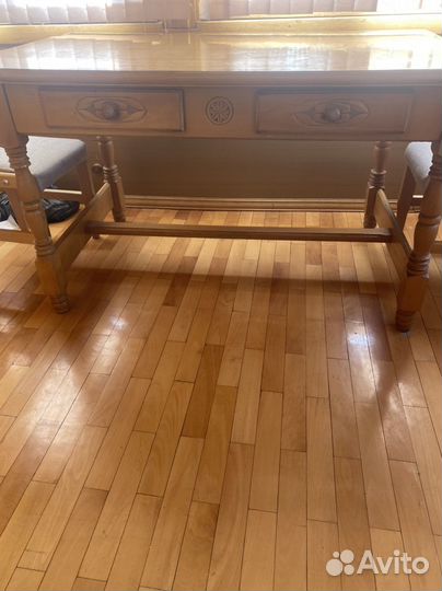 Кухонный стол и стулья бу бесплатно