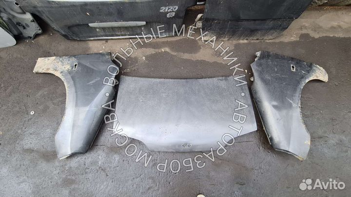 Капот на Ниву надежда. Разборка