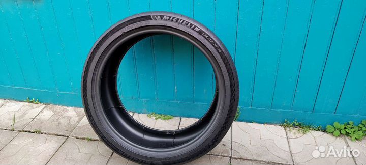 Michelin Pilot Sport 4 S 245/40 R20 и 275/35 R20