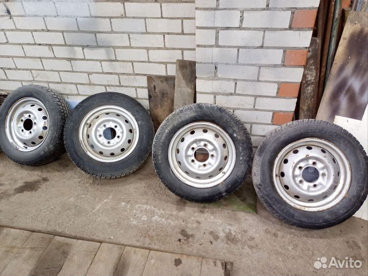 Колеса на ниву