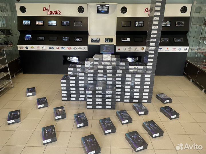 Штатная магнитола для Toyota Alphard H10 2005-2008