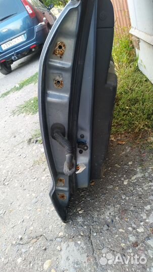 Дверь задняя правая santa fe