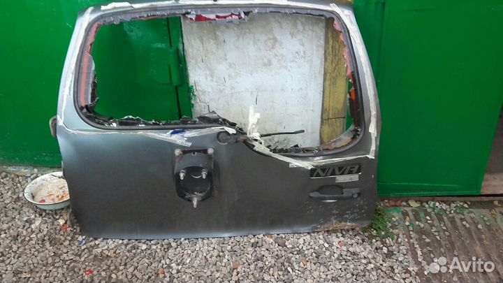 Задния дверь шнива