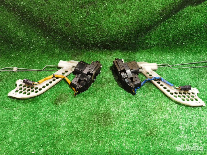 Замок задней двери kia cerato