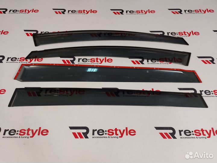 Ветровики Toyota Wish 10 03-08г Комплект