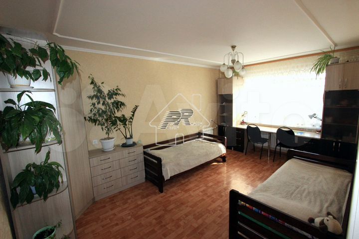 2-к. квартира, 70 м², 4/10 эт.