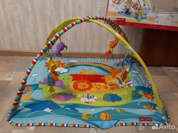 Развивающий коврик tiny love